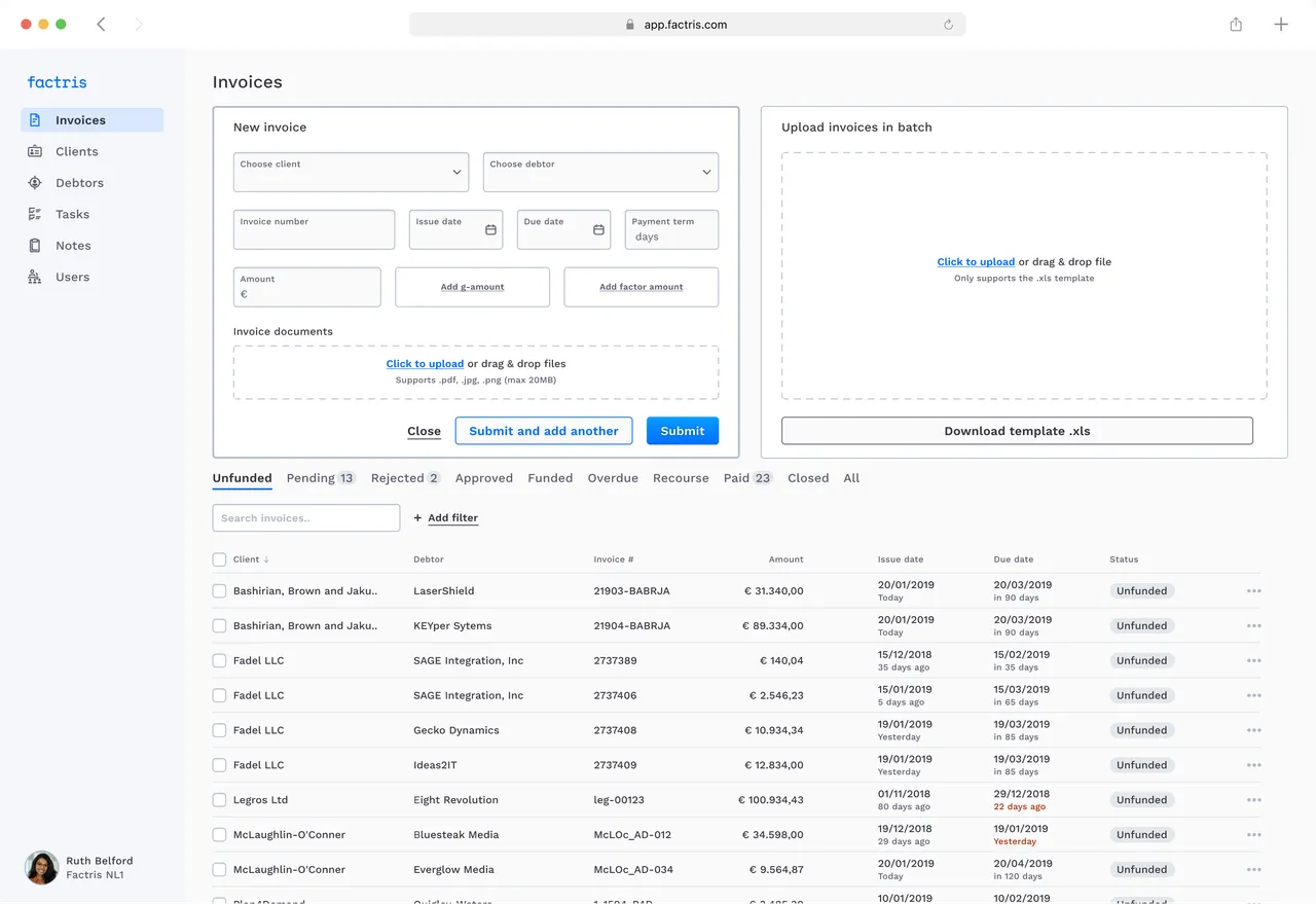 New invoice form with client, debtor, dates and amount fields, next to a batch upload area for invoices